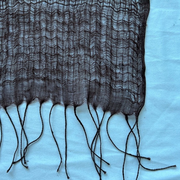 Scarf 100% LINEN Brown Loose Weave Breathable Thin Fringe 25 x 66 Rectangle - Picture 5 of 6